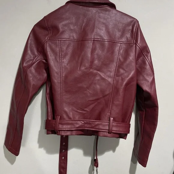 Forever 21 Wine Burgundy Leather Zip Up Moto Jacket - Picture 3 of 7
